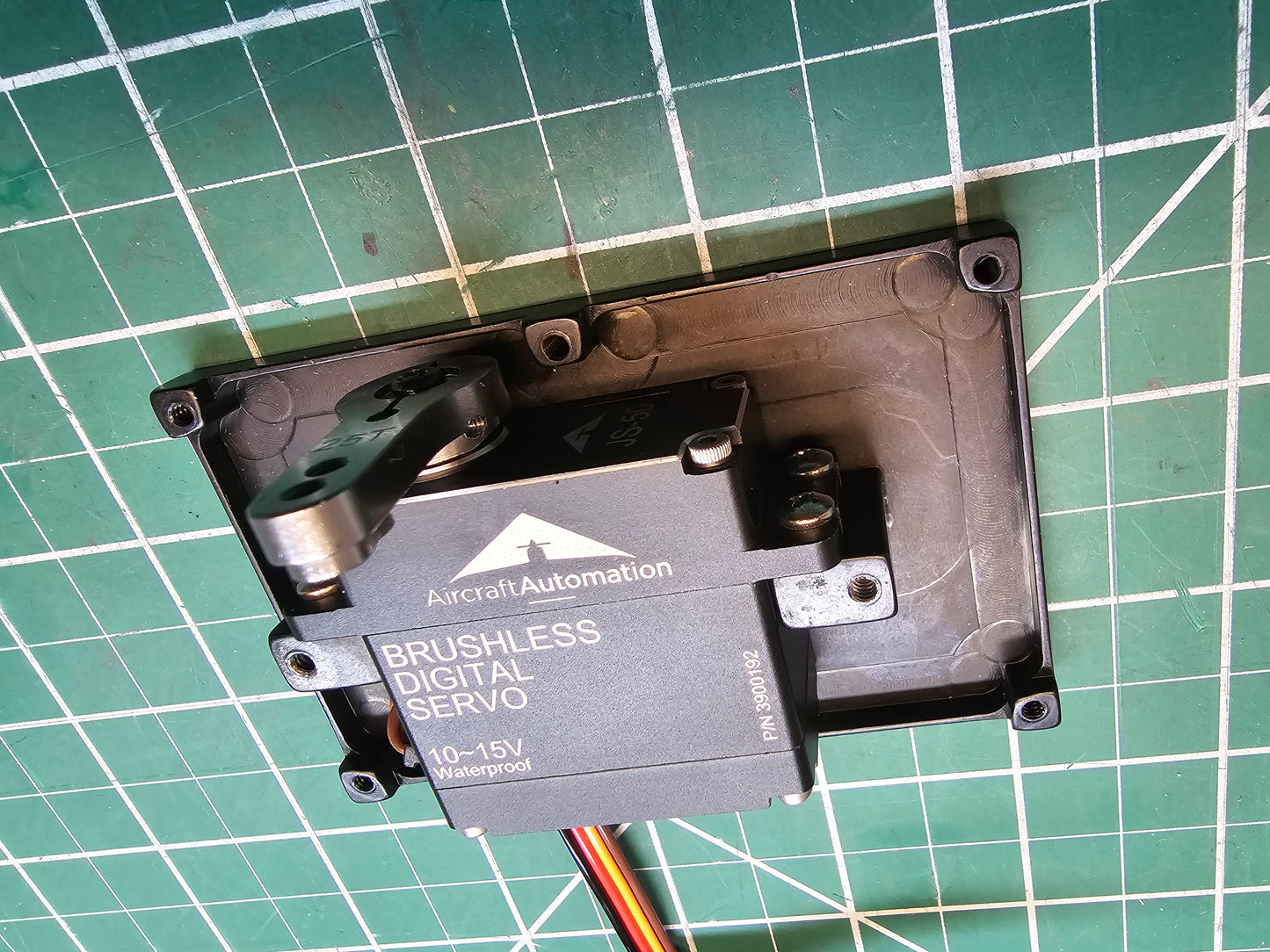 Jumbo Servo JS-50 kit.